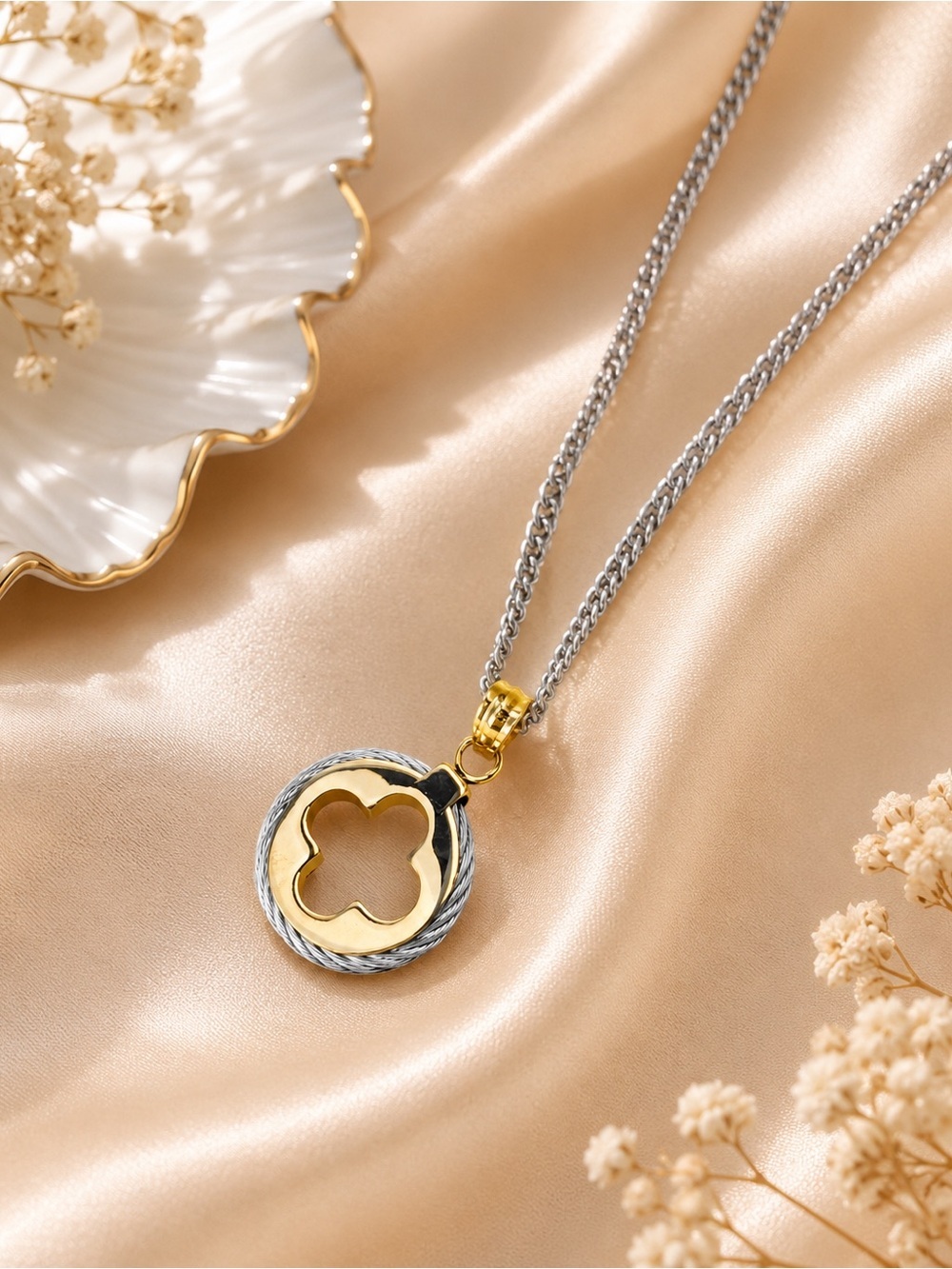 Gold Silver Clover Pendant Necklace